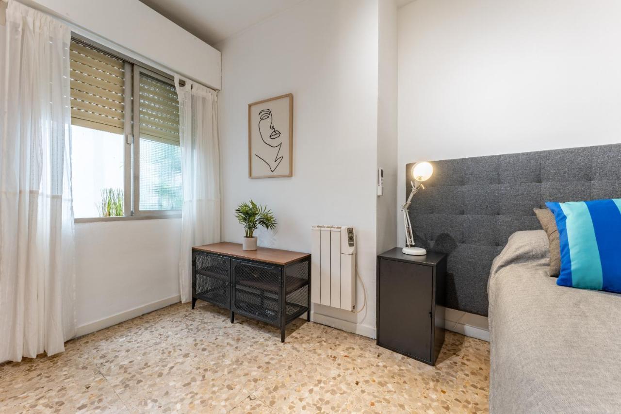 Malagasuite Cozy Stay Malaga Exterior photo
