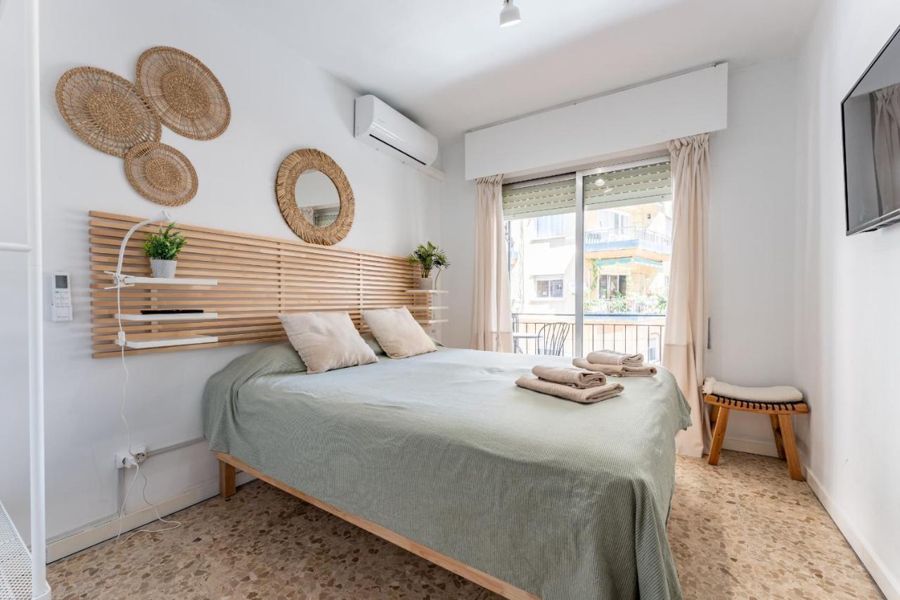 Malagasuite Cozy Stay Malaga Exterior photo